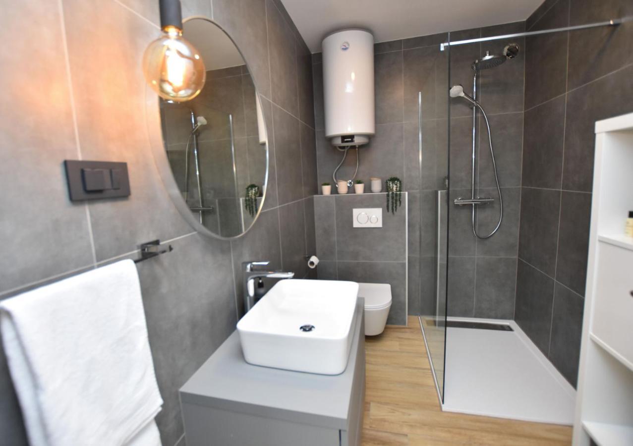 Apartment Palcic Primosten Luaran gambar