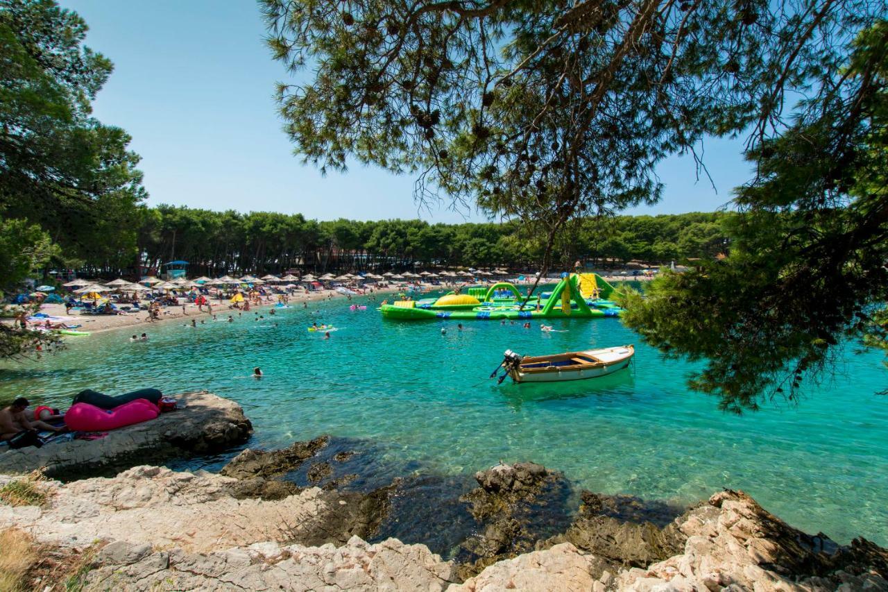 Apartment Palcic Primosten Luaran gambar